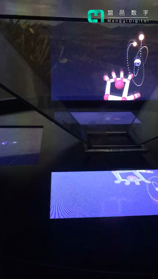 三體時空沉浸展 Leap Motion+大型環幕多屏聯動